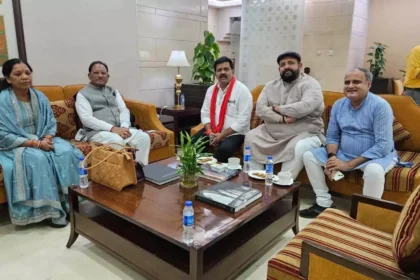 विदेश दौरे से लौटे सीएम विष्णुदेव साय