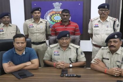 छत्तीसगढ़: भगवान से नाराज युवक 10 मंदिरों में करने लगा चोरी