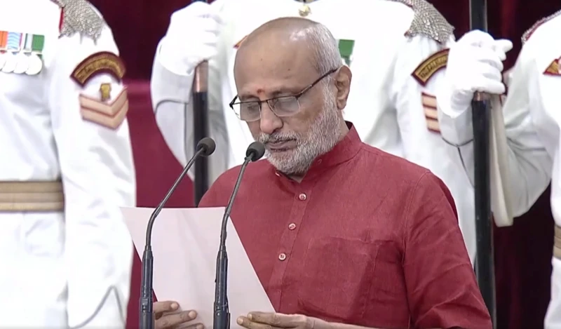 https://news4u36.in/cp-radhakrishnan-swearing-in/