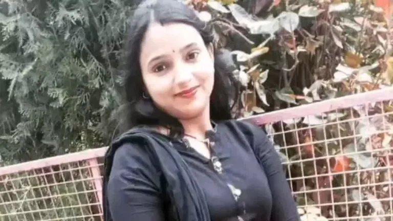 teacher-namrata-gupta-fir-student-abuse