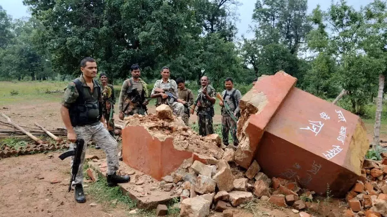 https://news4u36.in/naryanpur-naxal-memorial-demolished-new-security-camp-jatloor/