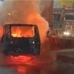 https://news4u36.in/raipur-ring-road-moving-car-fire-6-passengers-safe/
