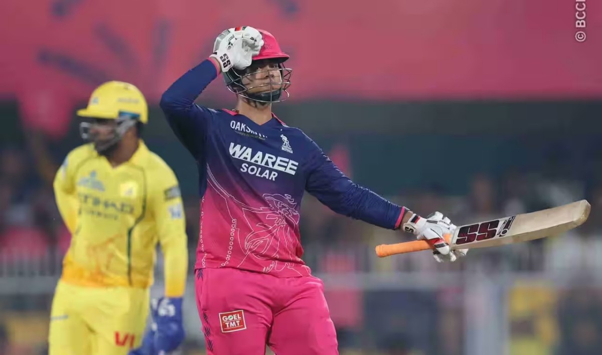 धोनी के बिना बिखरी CSK, 15 साल के लड़के ने अकेले ही खत्म कर दिया मैच!