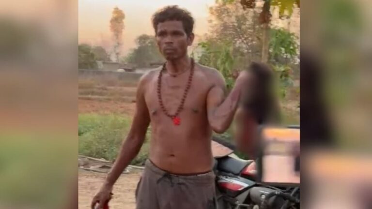 पत्नी का कटा सिर लेकर गली में घूमता रहा पति, कोरबा में दिल दहला देने वाली