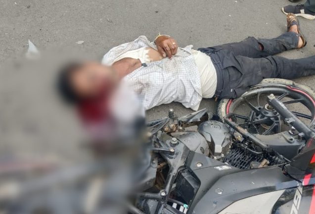 बलरामपुर: दो बाइकों की भीषण टक्कर, मौके पर शिक्षक की मौत