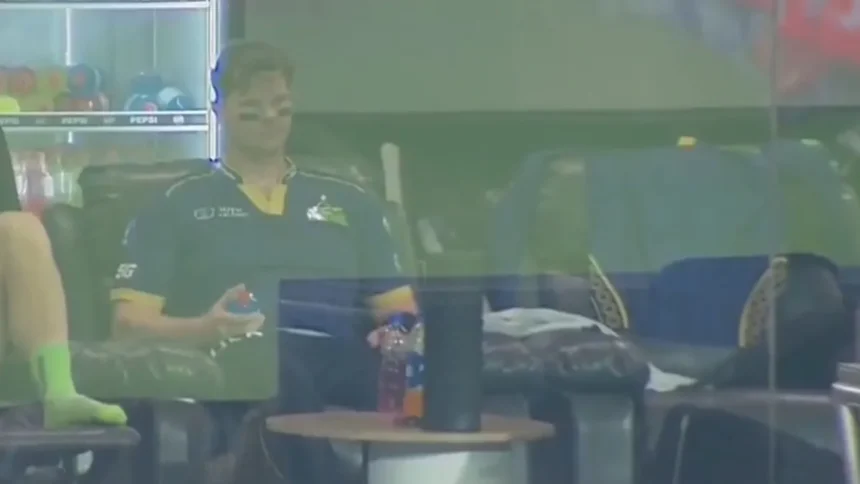 PSL 2026 में बवाल: Steve Smith ने गुस्से में बल्ला जमीन पर पटका, VIDEO वायरल
