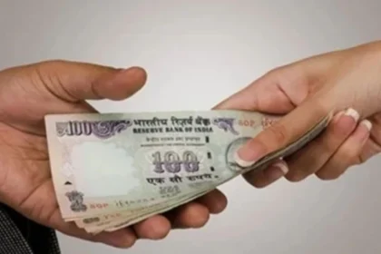 रिश्वतखोर पटवारी पर बड़ा एक्शन, 45 हजार लेते VIDEO हुआ वायरल