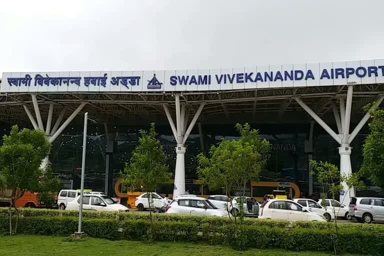सावधान यात्रियों! रायपुर एयरपोर्ट पर वीडियो बनाने वालों पर होगी सख्त कार्रवाई