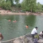 छत्तीसगढ़: दोस्तों के सामने नदी में समाया युवक, रातभर चलता रहा सर्च ऑपरेशन
