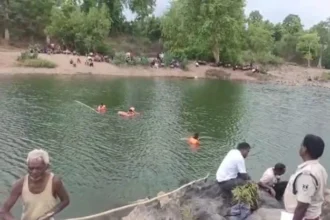 छत्तीसगढ़: दोस्तों के सामने नदी में समाया युवक, रातभर चलता रहा सर्च ऑपरेशन