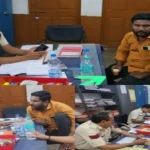 बिलासपुर थाने में कबाड़ कारोबारी को VIP ट्रीटमेंट, 2 पुलिसकर्मी लाइन अटैच