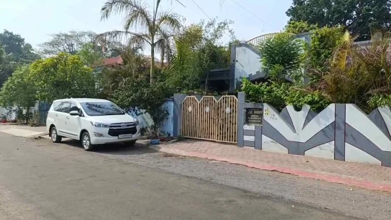 CGPSC भर्ती घोटाला: पूर्व सचिव जेके ध्रुव के घर CBI का छापा, दस्तावेजों की जांच जारी