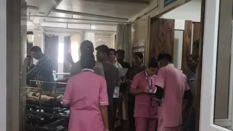 रायगढ़ इस्पात संयंत्र में बड़ा हादसा, धुएं के गुबार के बीच घायल हुए 4 मजदूर