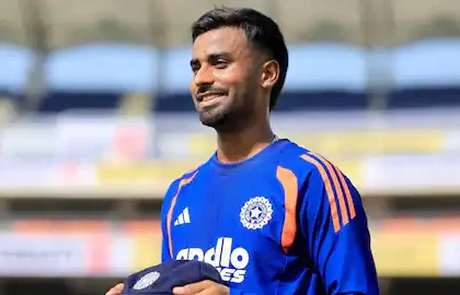 कौन हैं मानव सुथार? अफगानिस्तान के खिलाफ टेस्ट डेब्यू कर सुर्खियों में आए युवा स्पिनर