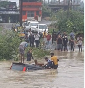 https://news4u36.in/korba-scorpio-swept-away-in-flooded-drain-3-youths-rescued/