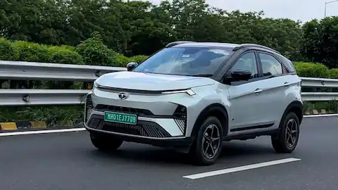 https://news4u36.in/ev-car-range-suddenly-drops-check-these-things/