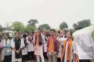 https://news4u36.in/balod-college-students-protest-electricity-water-problems/