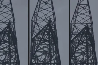Drunk Youth Climbs Tower Korba