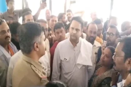 https://news4u36.in/tarapur-sarpanch-no-confidence-motion-up-sarpanch-arrest-umesh-patel/