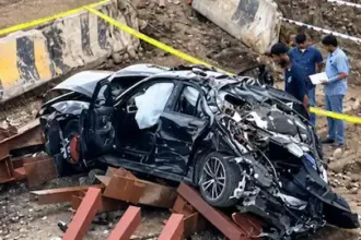 https://news4u36.in/mumbai-coastal-road-bmw-accident-3-friends-killed/